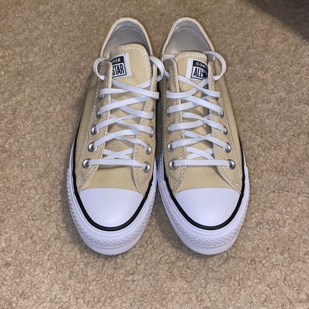 Beige Low Top Platform Converse